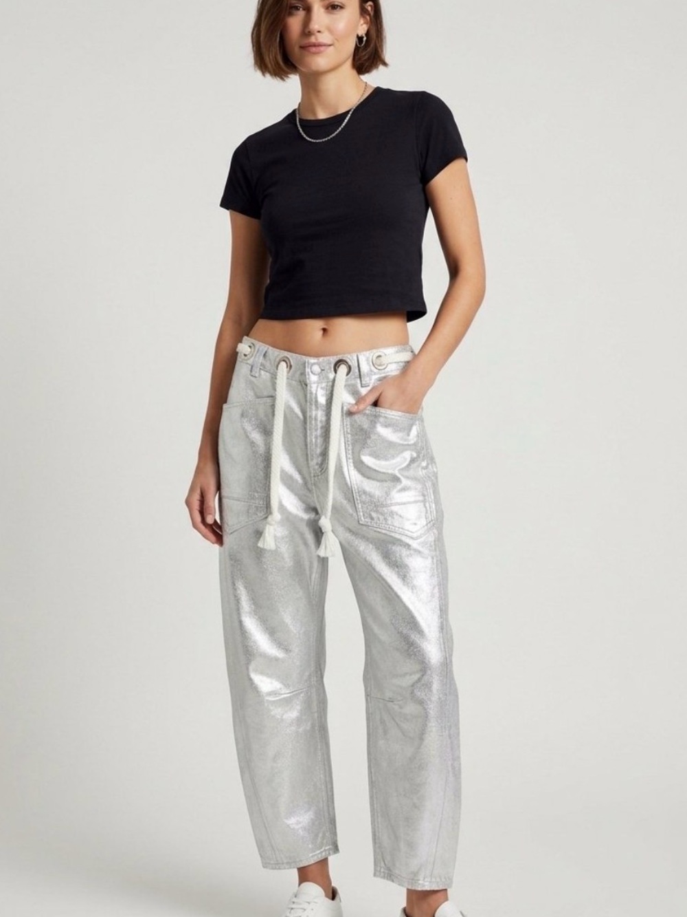 We The Free Women's Silver
Metallic Denim Mid Rise Moxie barrel Jeans Sz 25 NWOT